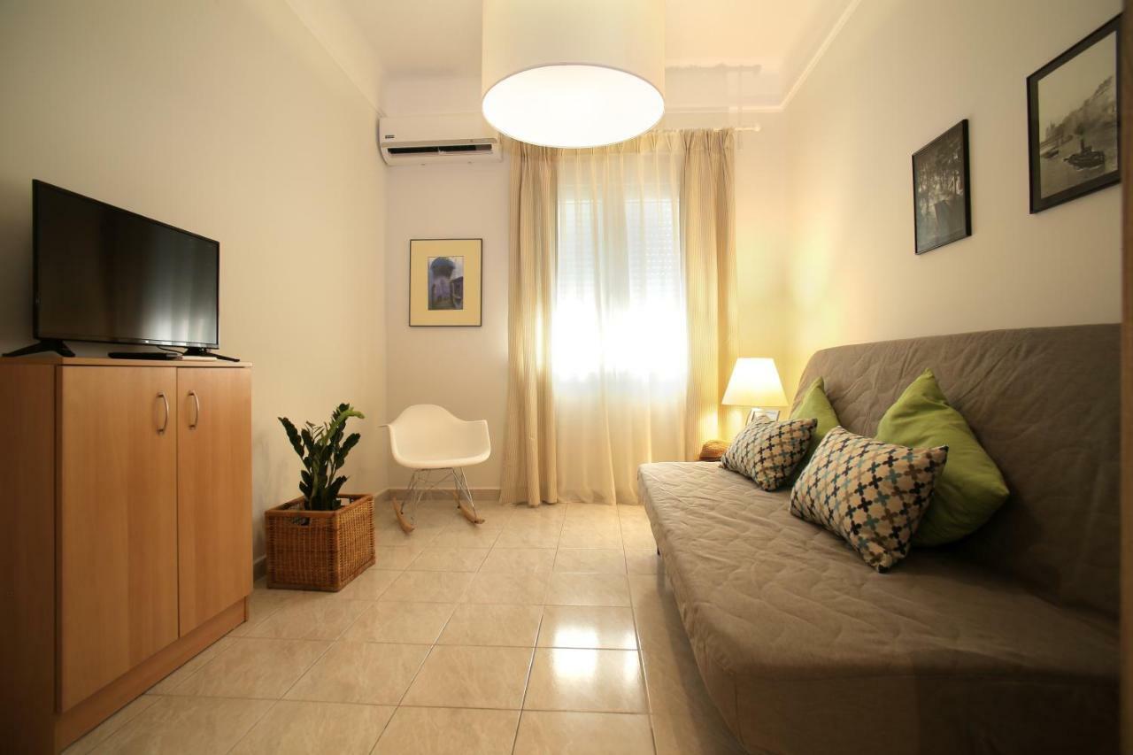 Stylish Modern Apartment, Nilie Hospitality Mgmt Tesalonika Bagian luar foto